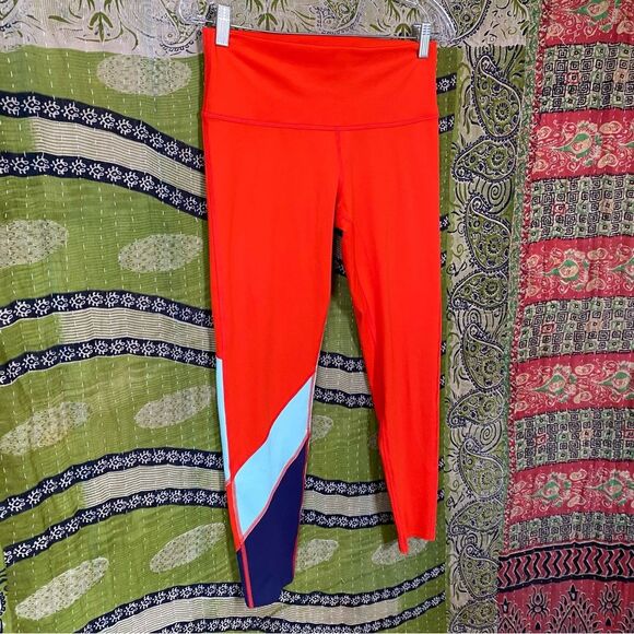 Cotopaxie Vibrant Red Mariposa Tights Size Medium - Picture 7 of 15